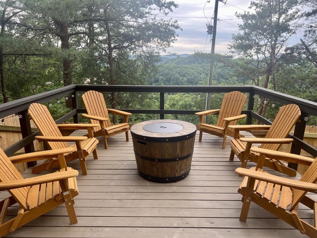 Whiskey Ridge 3 Bdrm Cabin-Firepit, Fenced Yard, Hot Tub Pigeon Forge Exterior foto